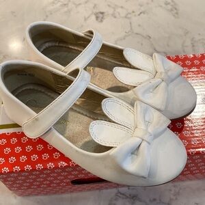 EUC White Dress Shoes with Bow and Strap